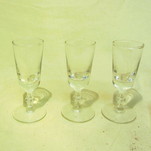 VTG SET OF 3 SMALL CORDIAL STEMWARE GLASSES W/FANCY STEM - Picture 1 of 5
